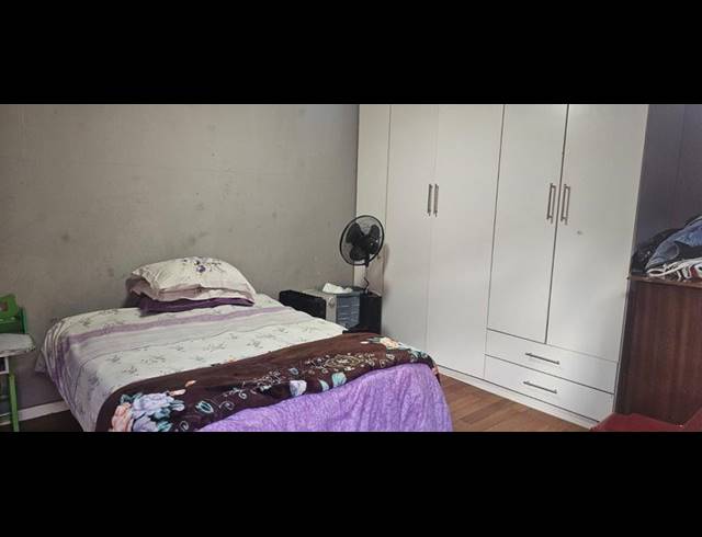 2 BEDROOM HOUSE FOR SALE IN GUGULETU